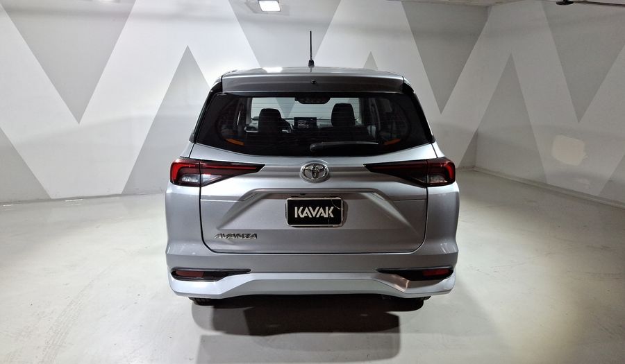 Toyota Avanza 1.5 XLE CVT Minivan 2022
