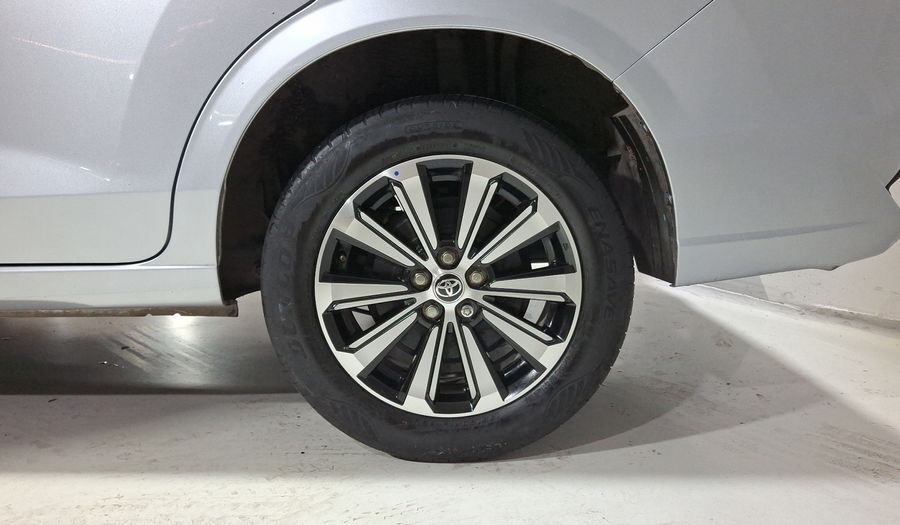 Toyota Avanza 1.5 XLE CVT Minivan 2022