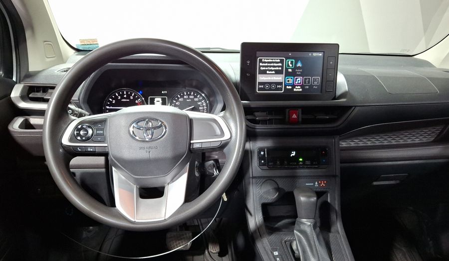 Toyota Avanza 1.5 XLE CVT Minivan 2022