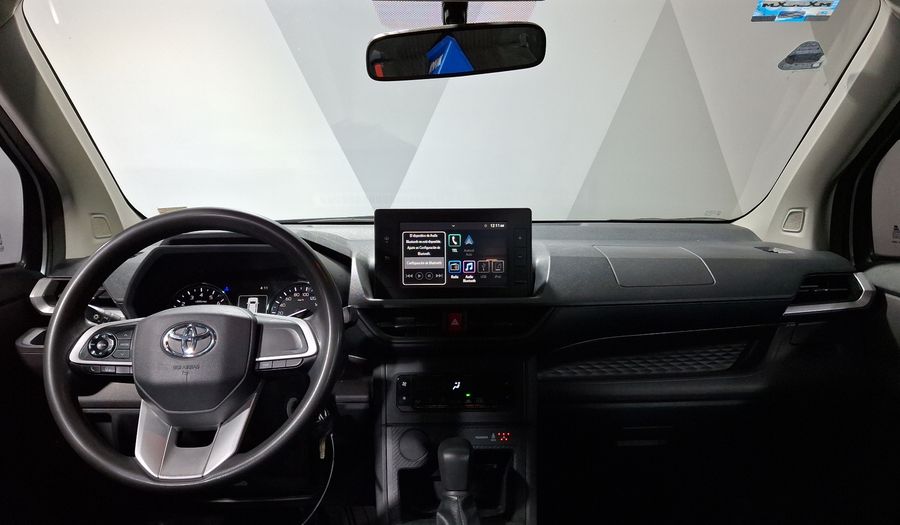 Toyota Avanza 1.5 XLE CVT Minivan 2022