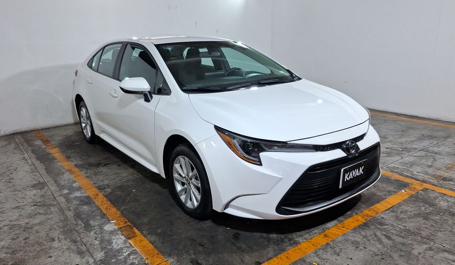 Toyota Corolla 2.0 LE CVT Sedan 2024