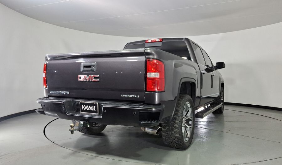 Gmc Sierra 6.2 DENALI E AT 4WD Pickup 2015