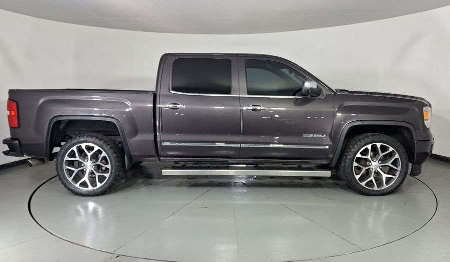 Gmc Sierra 6.2 DENALI E AT 4WD Pickup 2015