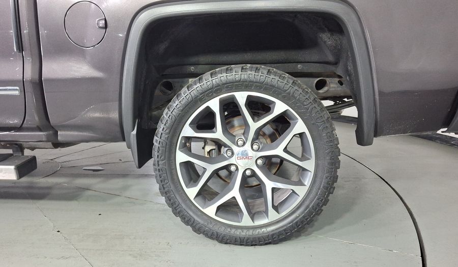Gmc Sierra 6.2 DENALI E AT 4WD Pickup 2015