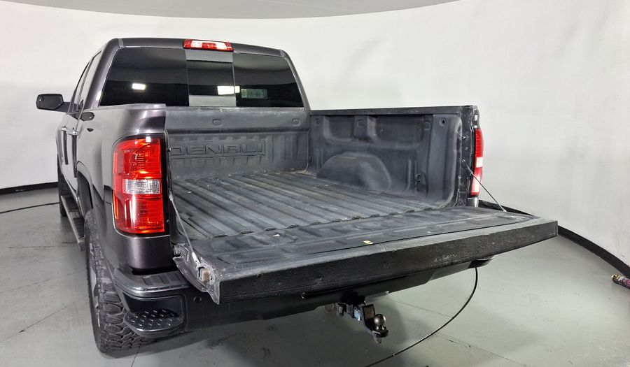 Gmc Sierra 6.2 DENALI E AT 4WD Pickup 2015