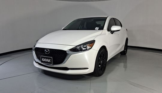 Mazda • Mazda 2