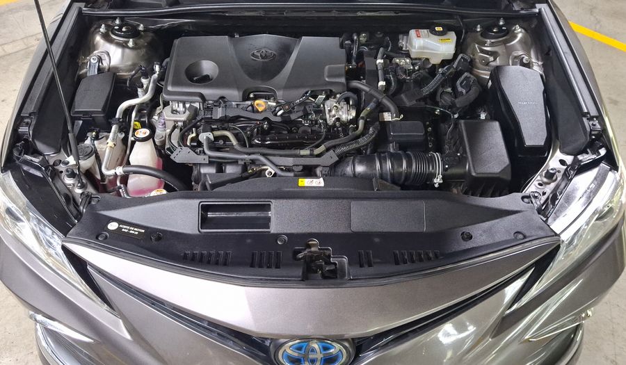 Toyota Camry 2.5 HEV XLE AUTO Sedan 2022