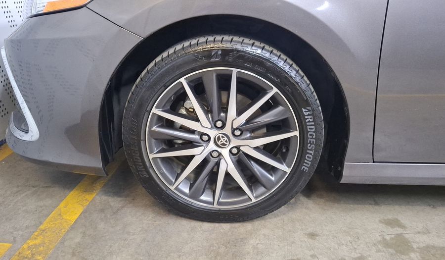 Toyota Camry 2.5 HEV XLE AUTO Sedan 2022