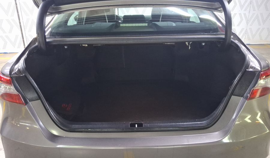 Toyota Camry 2.5 HEV XLE AUTO Sedan 2022
