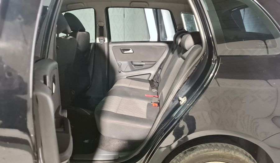 Volkswagen Suran 1.6 COMFORTLINE Wagon 2015