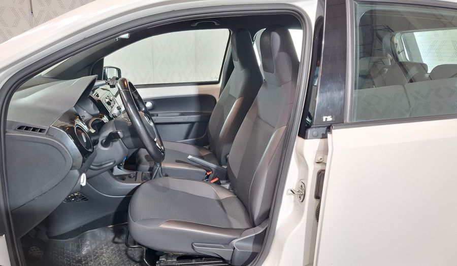 Volkswagen Up 1.0 PEPPER Hatchback 2017
