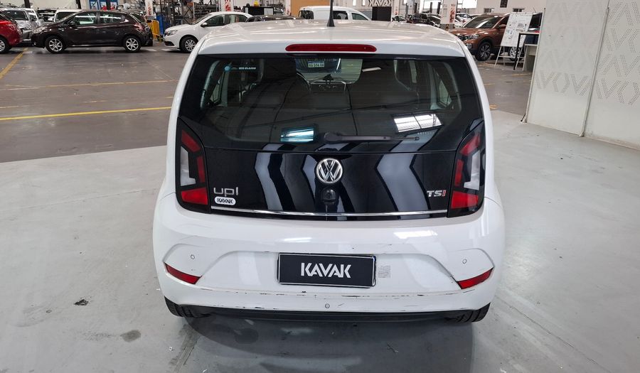 Volkswagen Up 1.0 PEPPER Hatchback 2017