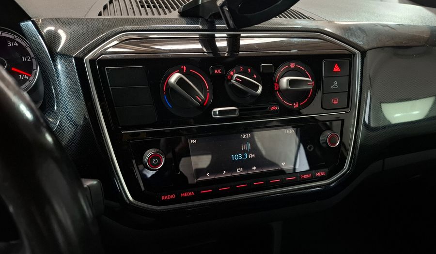 Volkswagen Up 1.0 PEPPER Hatchback 2017