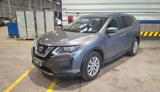 Nissan • X-Trail