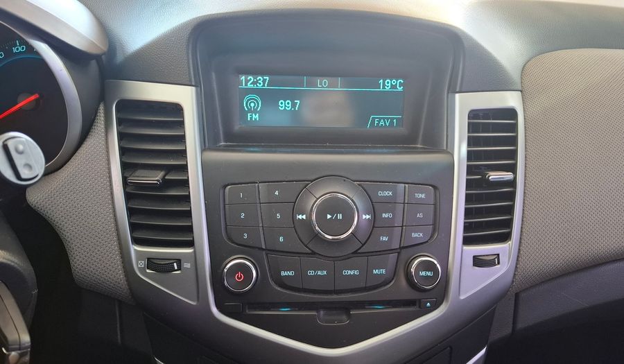 Chevrolet Cruze 1.8 LT Hatchback 2012