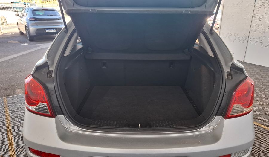 Chevrolet Cruze 1.8 LT Hatchback 2012