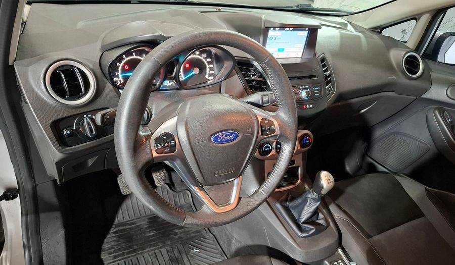 Ford Fiesta Kinetic Design 1.6 SE PLUS Hatchback 2018