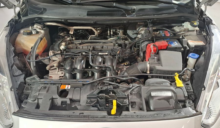 Ford Fiesta Kinetic Design 1.6 SE PLUS Hatchback 2018