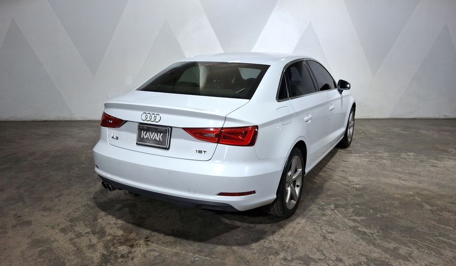 Audi A3 1.8 TFSI ATTRACTION S TRONIC Sedan 2016