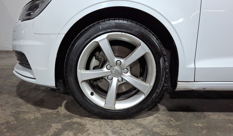 Audi A3 1.8 TFSI ATTRACTION S TRONIC Sedan 2016