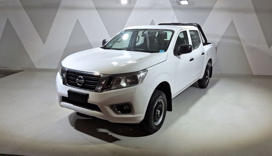 Nissan • NP300