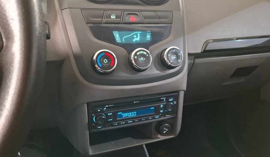 Chevrolet Agile 1.4 8V LT Hatchback 2011
