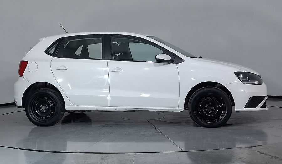 Volkswagen Polo 1.6 STARTLINE Hatchback 2022