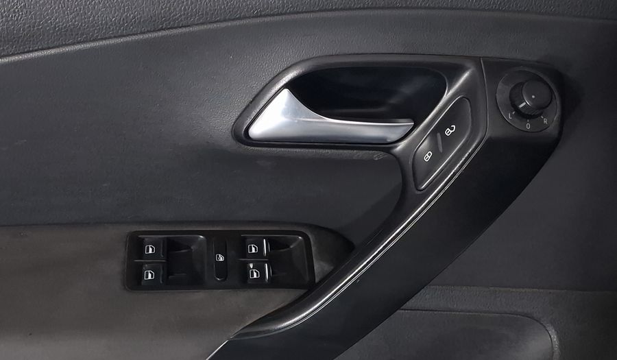 Volkswagen Polo 1.6 STARTLINE Hatchback 2022