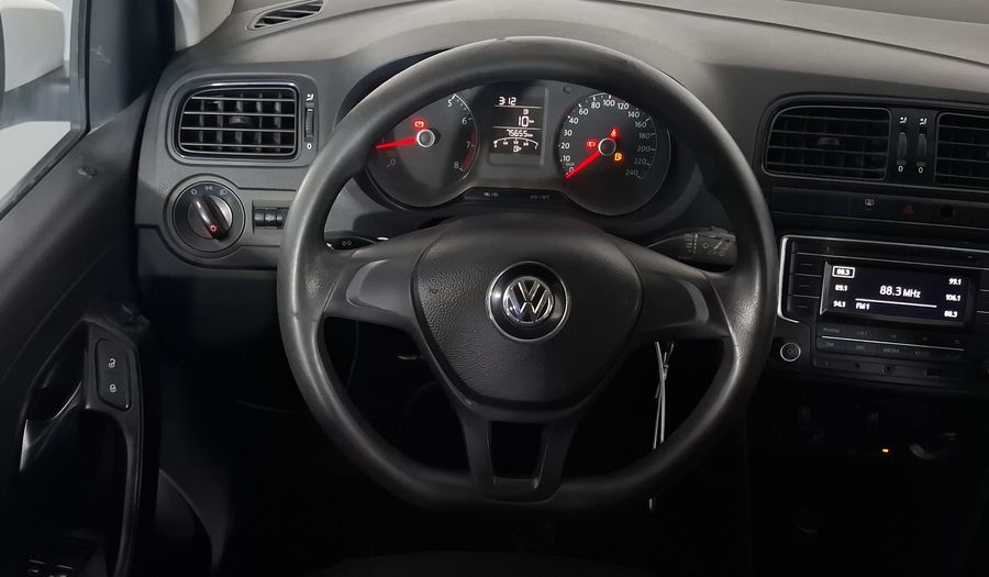 Volkswagen Polo 1.6 STARTLINE Hatchback 2022