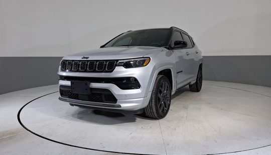 Jeep • Compass