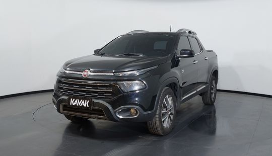 Fiat • Toro
