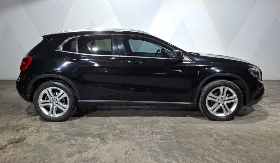Mercedes Benz Clase Gla 1.6 GLA 200 CGI SPORT Suv 2016