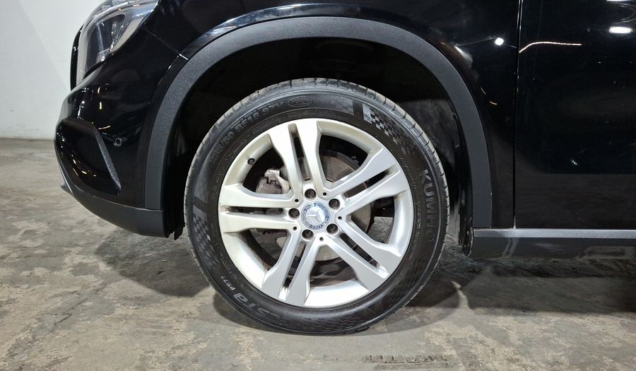 Mercedes Benz Clase Gla 1.6 GLA 200 CGI SPORT Suv 2016