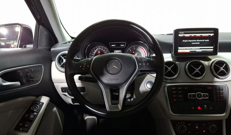 Mercedes Benz Clase Gla 1.6 GLA 200 CGI SPORT Suv 2016