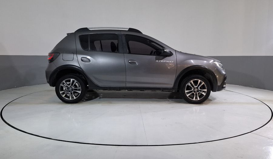 Renault Stepway 1.6 INTENS MT Hatchback 2022
