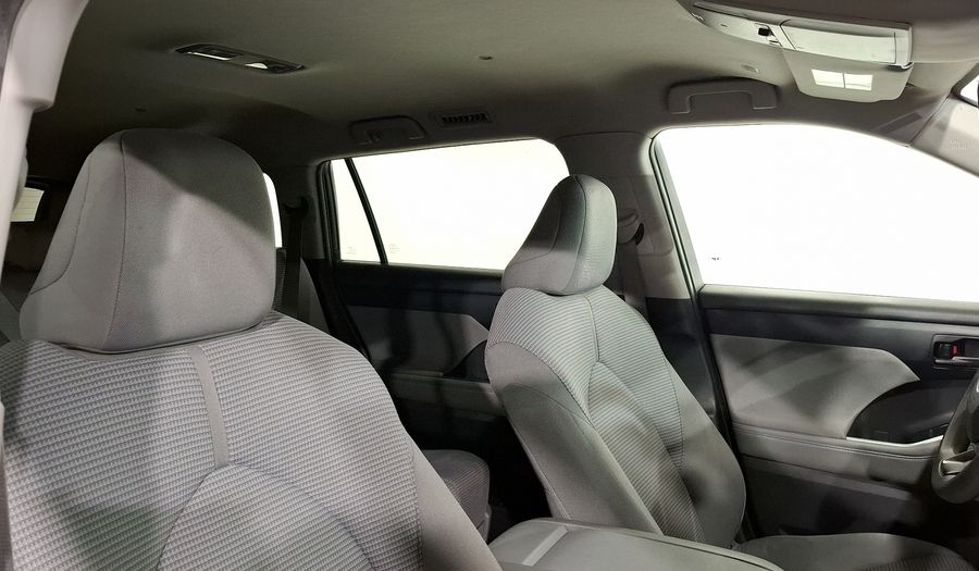 Toyota Highlander 3.5 LE AUTO Suv 2022