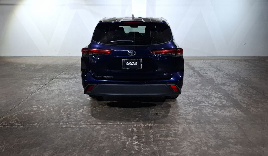Toyota Highlander 3.5 LE AUTO Suv 2022