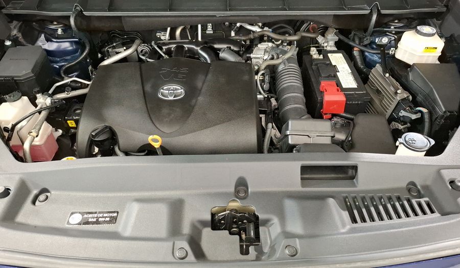 Toyota Highlander 3.5 LE AUTO Suv 2022