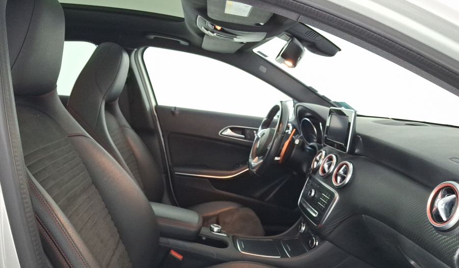 Mercedes Benz Clase A 1.6 200 SPORT DCT Hatchback 2018