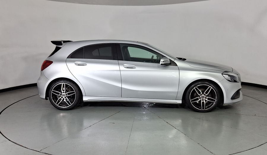 Mercedes Benz Clase A 1.6 200 SPORT DCT Hatchback 2018