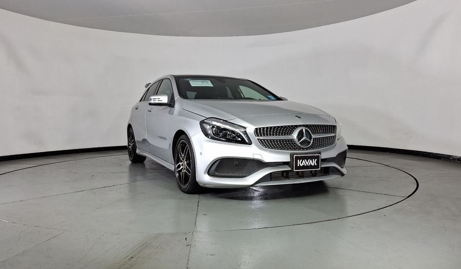 Mercedes Benz Clase A 1.6 200 SPORT DCT Hatchback 2018