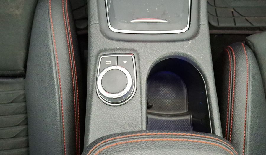 Mercedes Benz Clase A 1.6 200 SPORT DCT Hatchback 2018