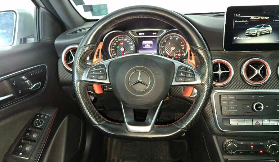 Mercedes Benz Clase A 1.6 200 SPORT DCT Hatchback 2018