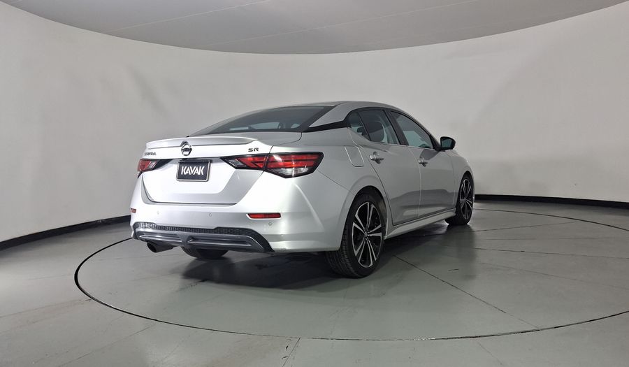 Nissan Sentra 2.0 SR CVT Sedan 2022