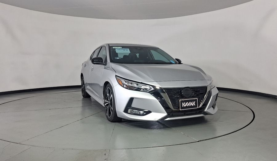Nissan Sentra 2.0 SR CVT Sedan 2022