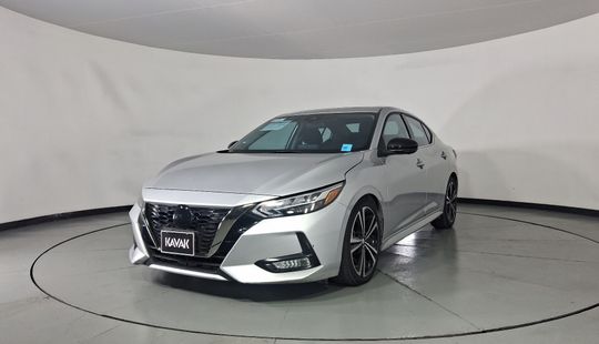 Nissan • Sentra