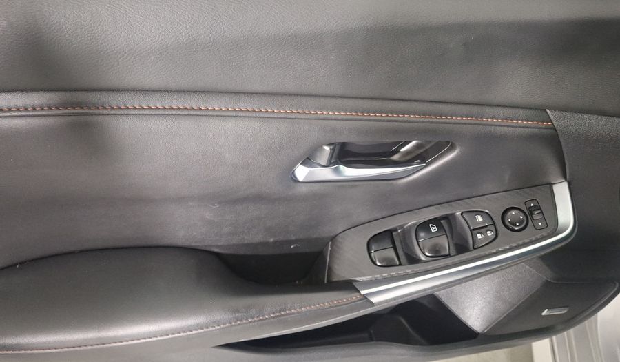 Nissan Sentra 2.0 SR CVT Sedan 2022