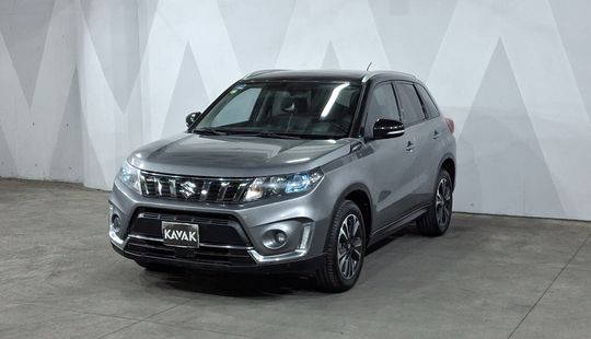 Suzuki • Vitara