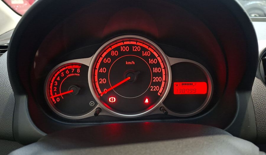 Mazda 2 1.5 V Hatchback 2011