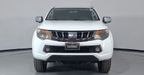 Mitsubishi L200 2.4 GASOLINA GLS DOBLE CABINA 4X2 Pickup 2017